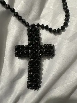 collier grosse croix