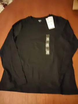 t-shirt enfant Kiabi 10 ans... neuf