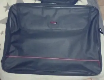 sacoche ordinateur et sac a mains
