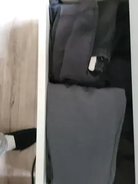 une dizaine de pantalon de survêtement Taille L