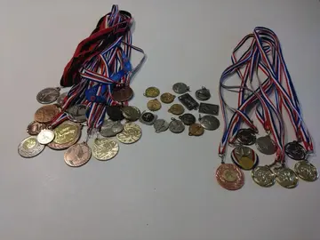 37 médailles de sport