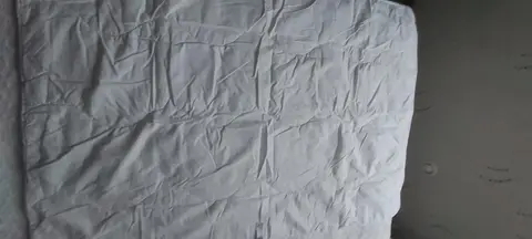 couette + draps bébé pour lit à barreaux