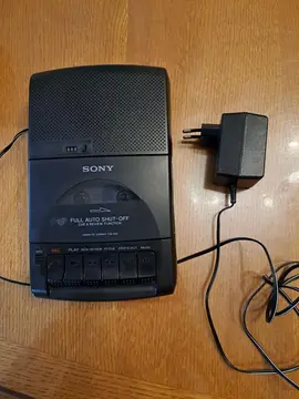 Donne lecteur de cassettes Sony – avec alimentation (état non testé)