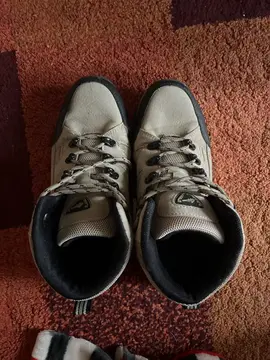 chaussures de randonnée, taille 39