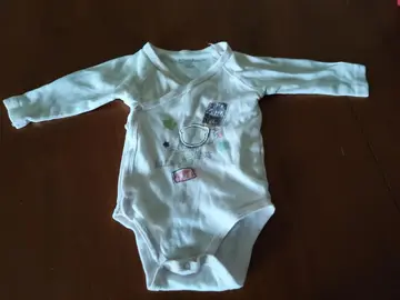 body BB fille 3 mois