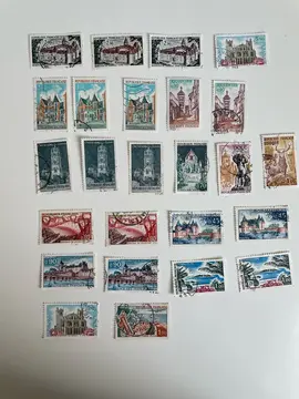 Lot 20 de 25 timbres Sites et monuments
