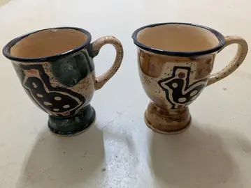 deux choppes artisanales kenyannes