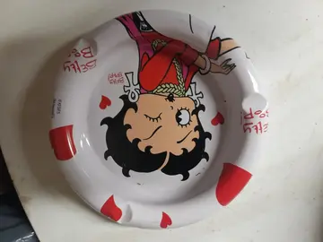 cendrier Betty Boop