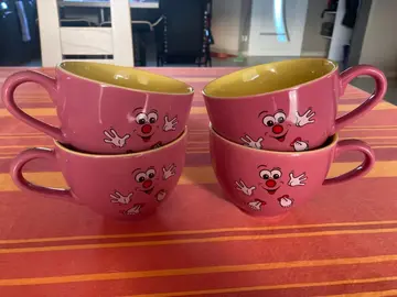 4 tasses petit déjeuner