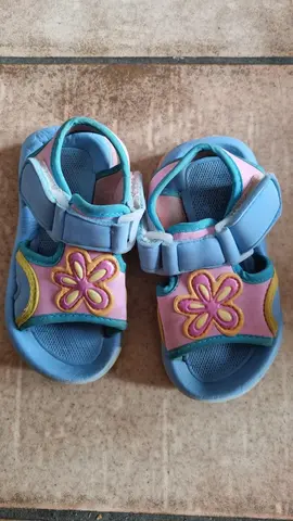 chaussures taille 23