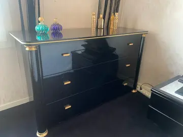 commode laqué noir