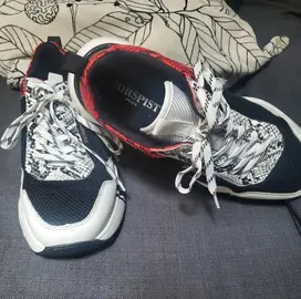 baskets Horspist-taille 42