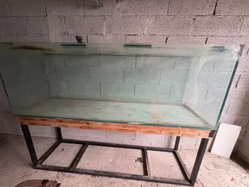 aquarium 750litres