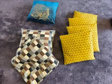 Divers coussins