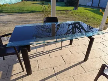 Table en verre
