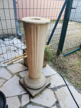 Support pour torche en pierre