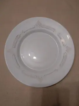 3 assiettes plates Arcopal