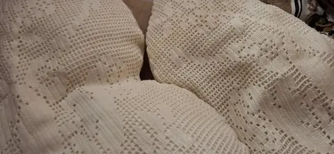 2 coussins en forme de cœur