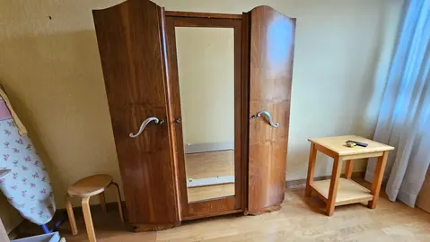 Armoire bois