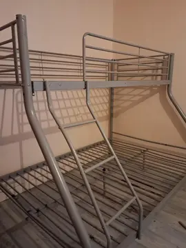 lit superposé deux place et une place avec matelas