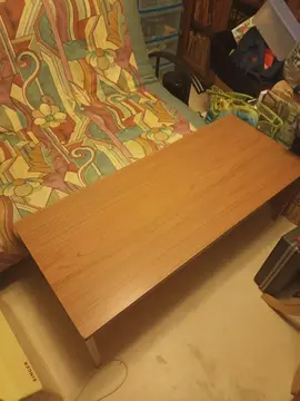 table basse solide type fornication avec pied en acier