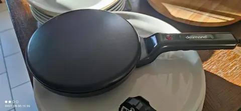 petite machine a crêpe électrique