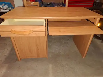 Bureau en hêtre clair