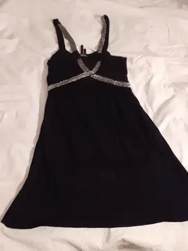 robe court ou haut noir & argent