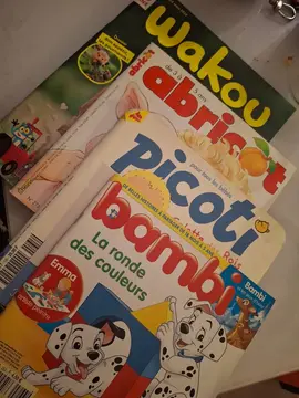 4 magazines pour enfant comme neuf