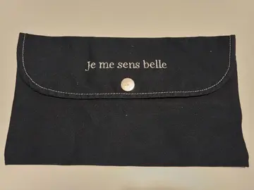 Pochette avec miroir intérieur