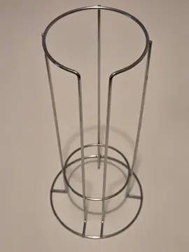 Porte tasses en métal