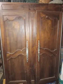 armoire en bois