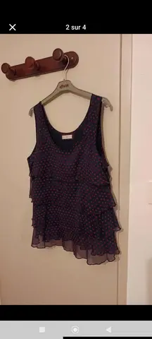 DÉCOLLETÉ BLEU MARINE À COEURS ROUGES FEMMES, TAILLE XL