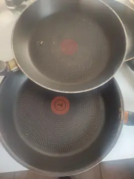 3 poêles Tefal en l'état