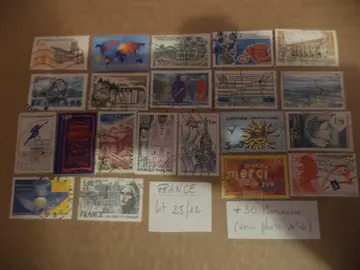 Timbres France lot du 25\12 + lot Mariannes en cadeau