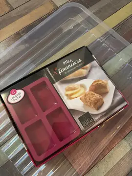 livre + moules munis financiers