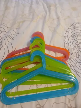 Lot de cintres pour enfants