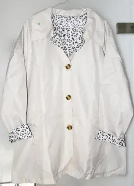 VESTE IMPERMEABLE NEUVE taille 46/48