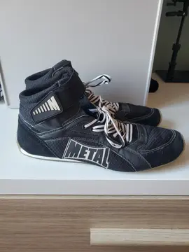 Chaussures de boxe/krav maga taille 44