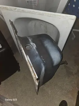 baignoire en fonte coupée en 2