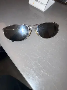 façonable lunette de soleil pour homme