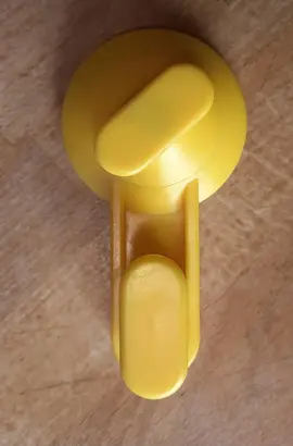 Petit crochet ventouse