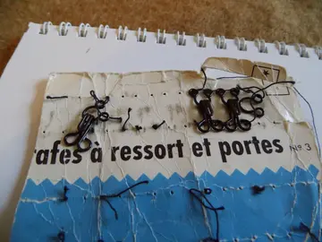 3 Agrafes ressort pour vêtement