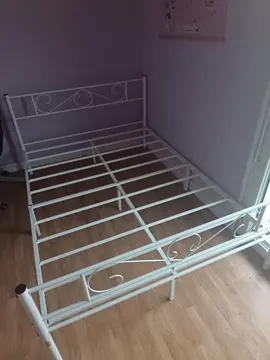 Lit acier 140x190