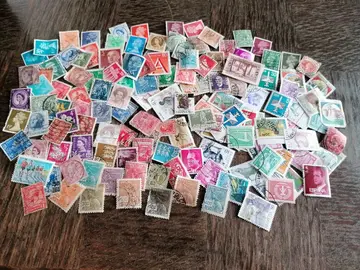 Lot de timbres en mélange