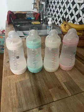 lot de 4 biberons MAM