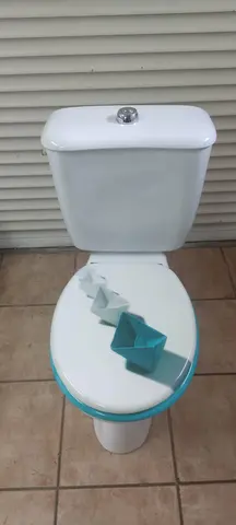 Wc avec double débit d'eau (économie et normal)