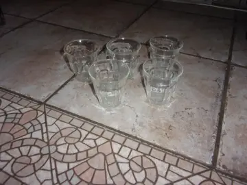 Lot 5 verres Duralex