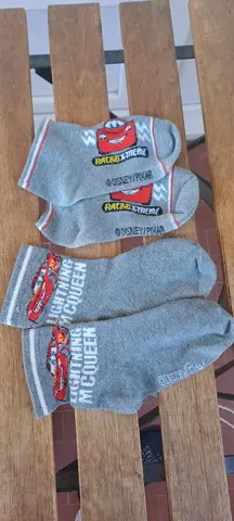 2 paires de chaussettes Cars