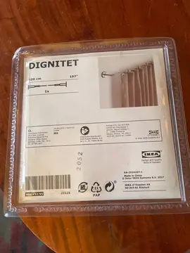 fil rideau penderie dignitet